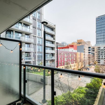 Panorama Suites Downtown Торонто Екстериор снимка