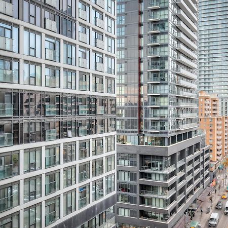 Panorama Suites Downtown Торонто Екстериор снимка