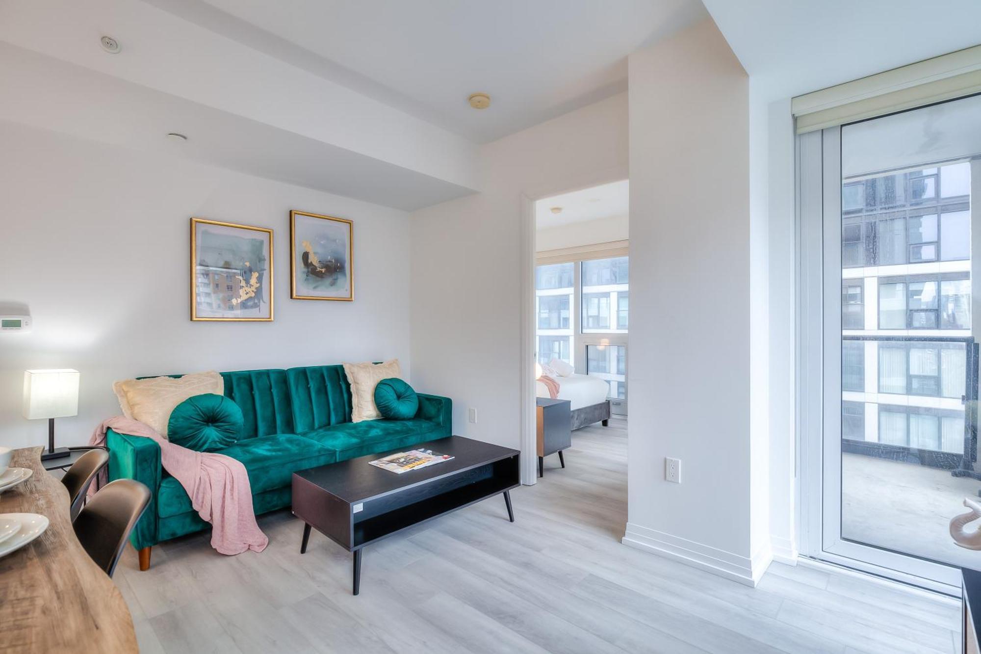 Panorama Suites Downtown Торонто Екстериор снимка