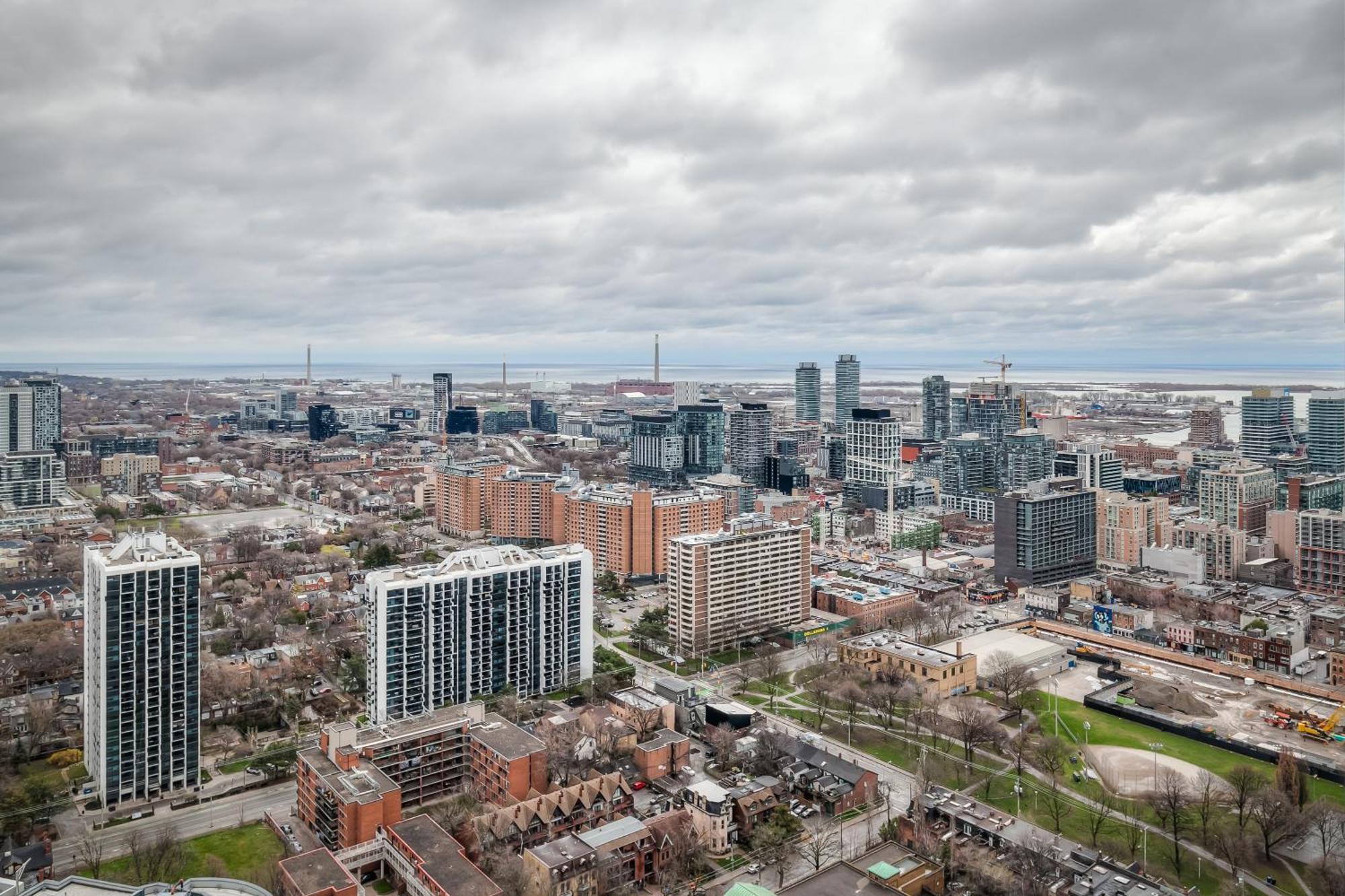 Panorama Suites Downtown Торонто Екстериор снимка
